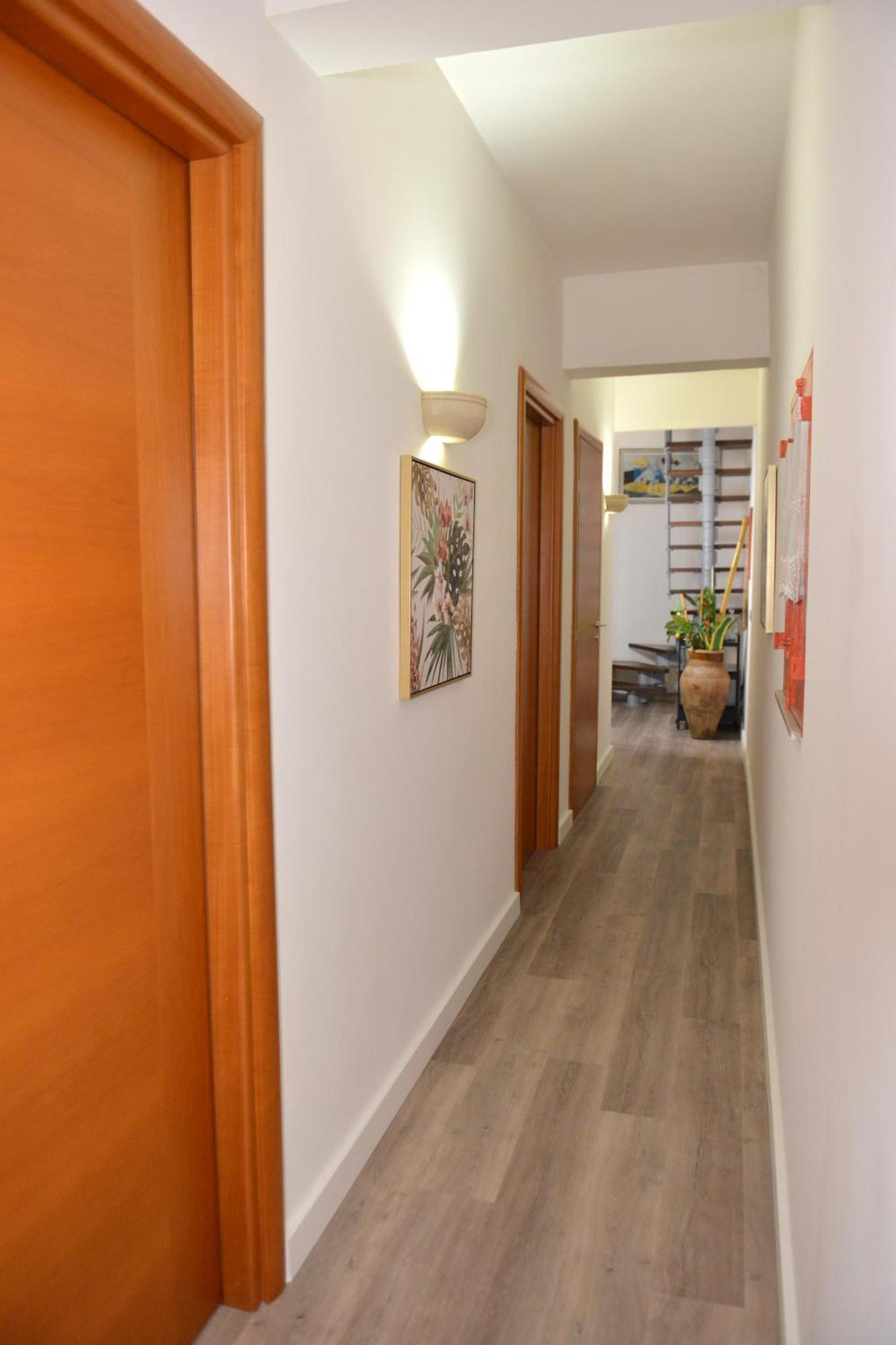 Bed and Breakfast Residenza Del Turista Катания Экстерьер фото