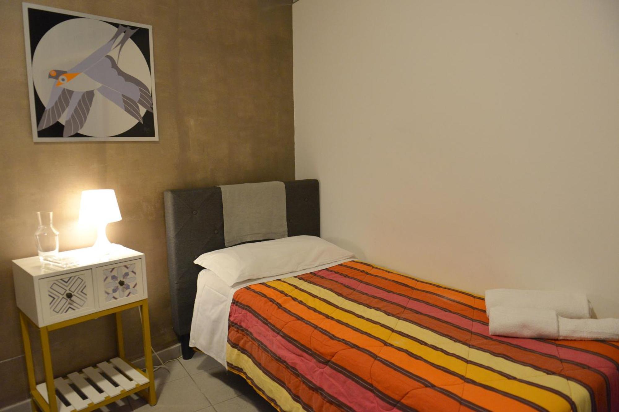 Bed and Breakfast Residenza Del Turista Катания Экстерьер фото