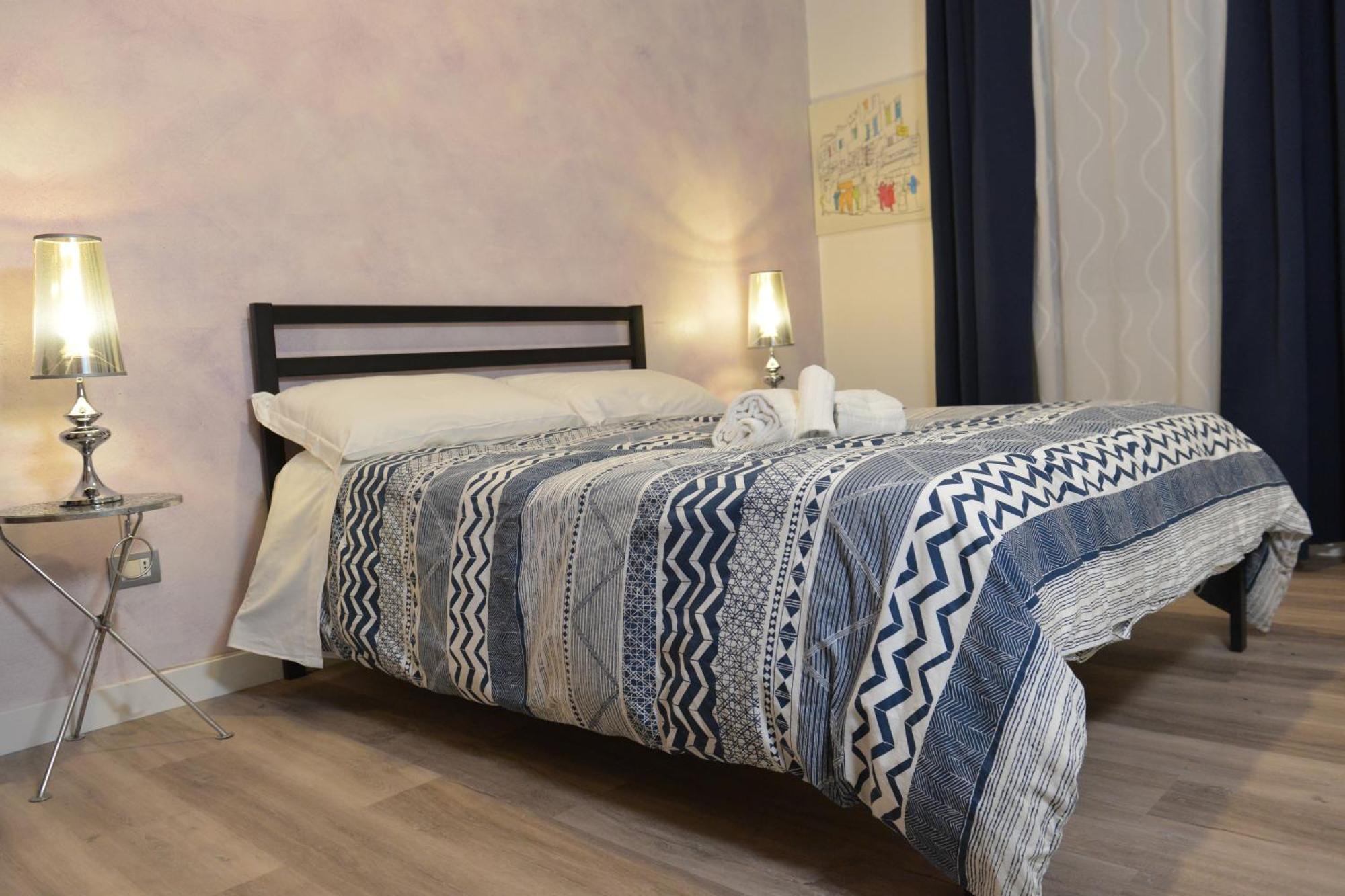 Bed and Breakfast Residenza Del Turista Катания Экстерьер фото