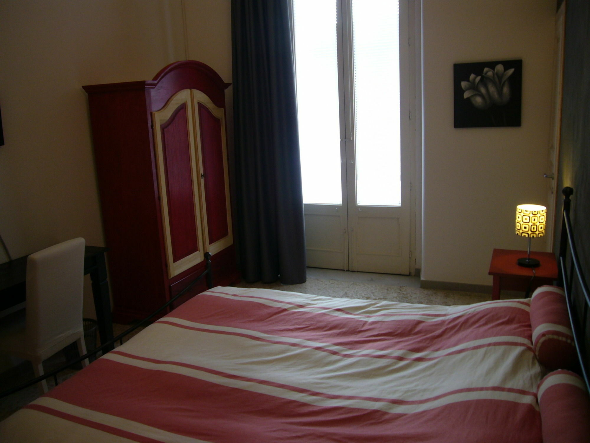 Bed and Breakfast Residenza Del Turista Катания Экстерьер фото